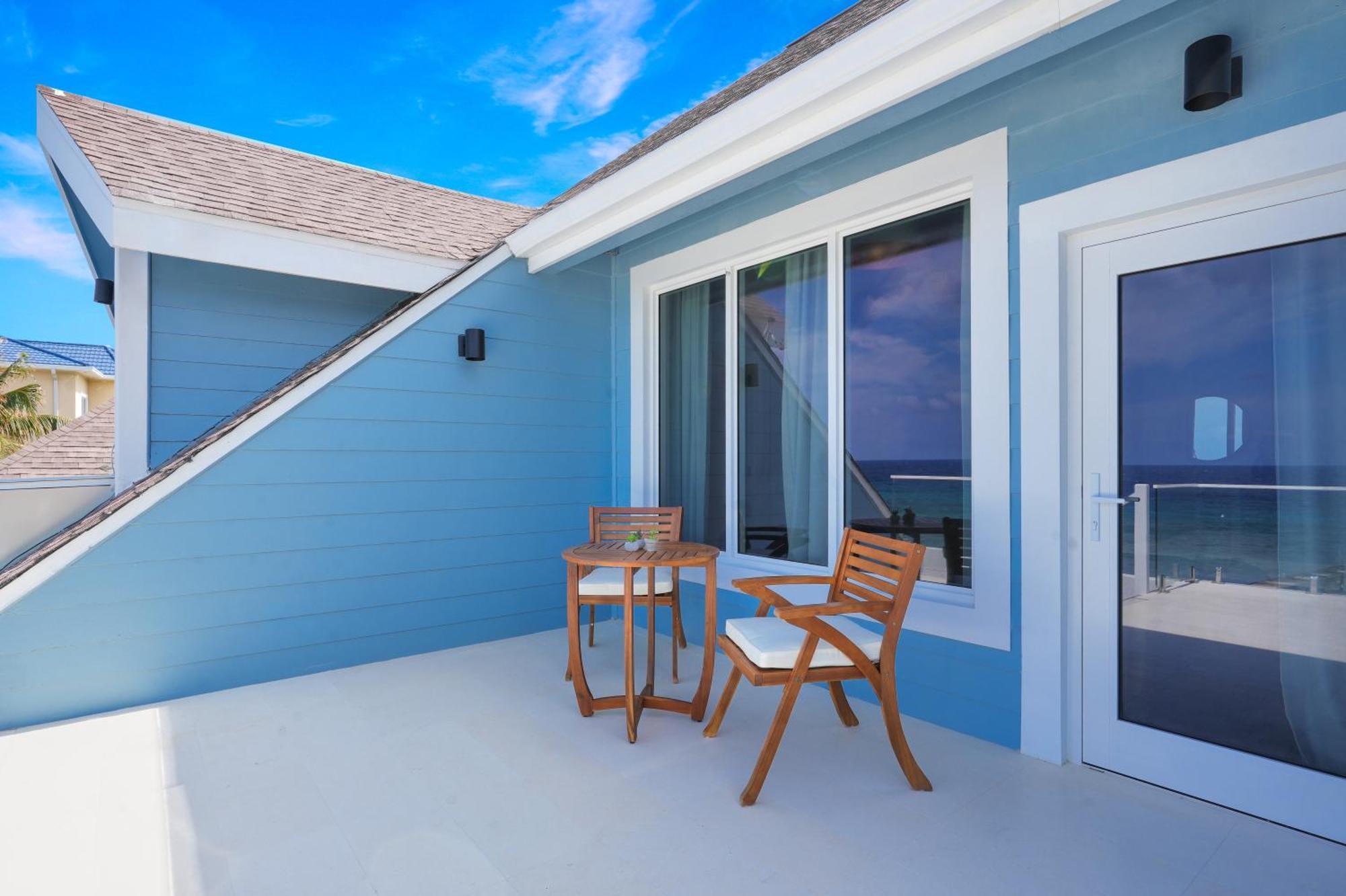 Cobalt Coast Resort West Bay Buitenkant foto
