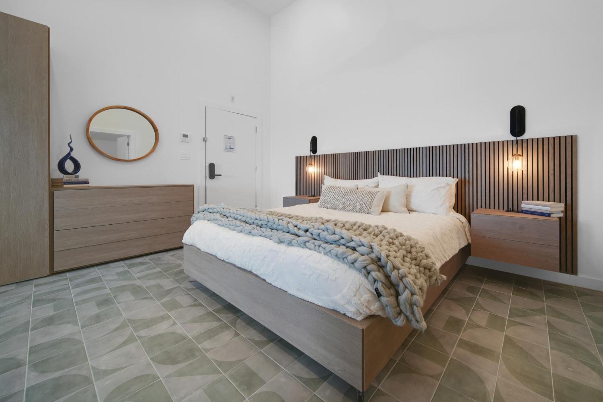 Cobalt Coast Resort West Bay Buitenkant foto
