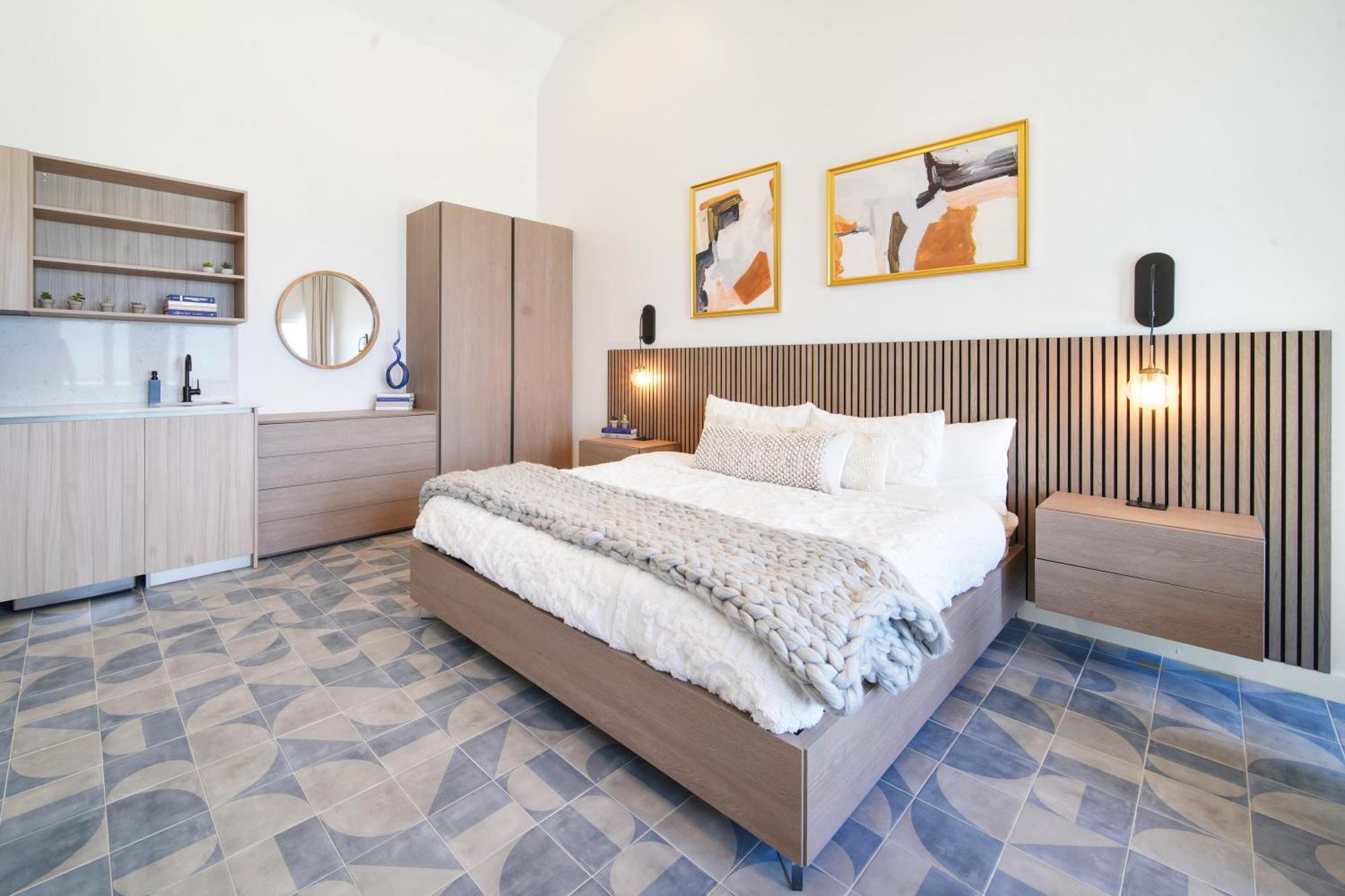 Cobalt Coast Resort West Bay Buitenkant foto