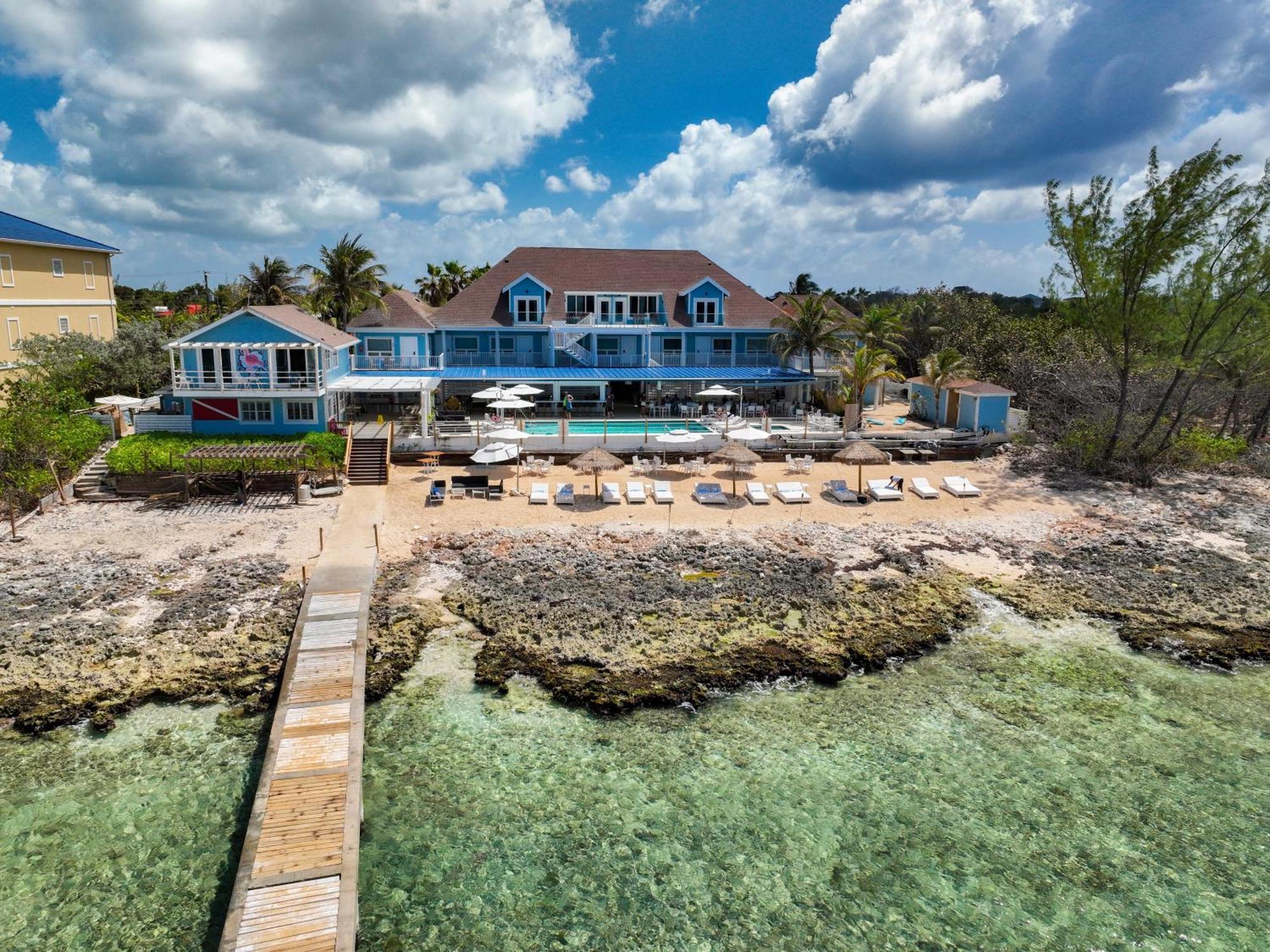 Cobalt Coast Resort West Bay Buitenkant foto